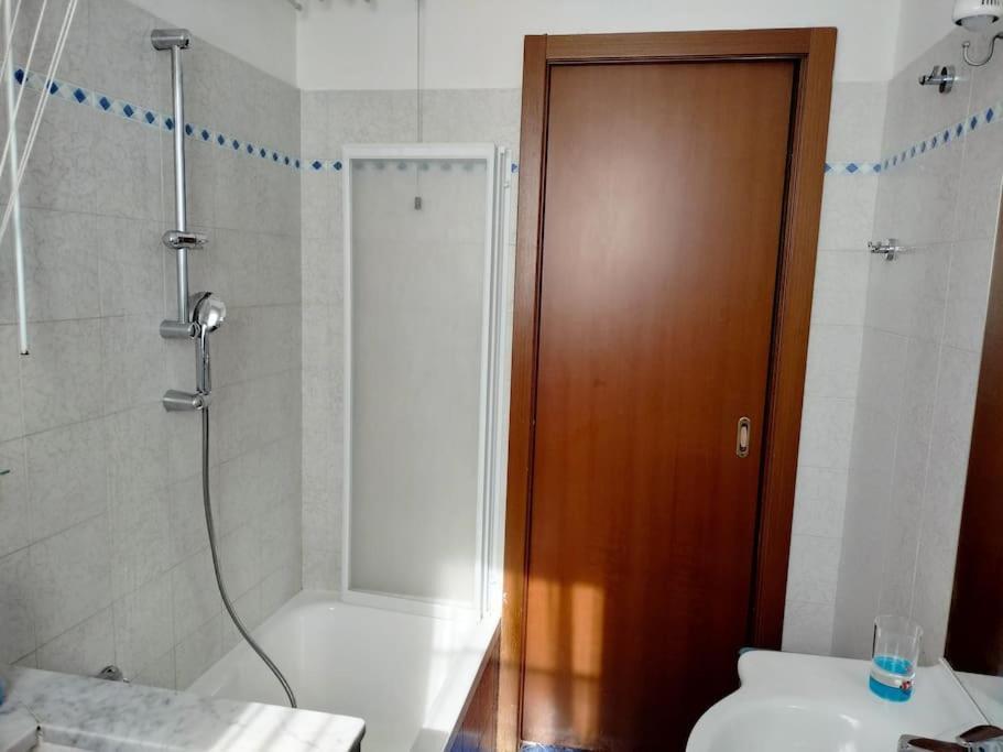 Intero Appartamento A Nord Di Milano 브레쏘 외부 사진