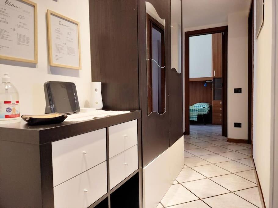 Intero Appartamento A Nord Di Milano 브레쏘 외부 사진